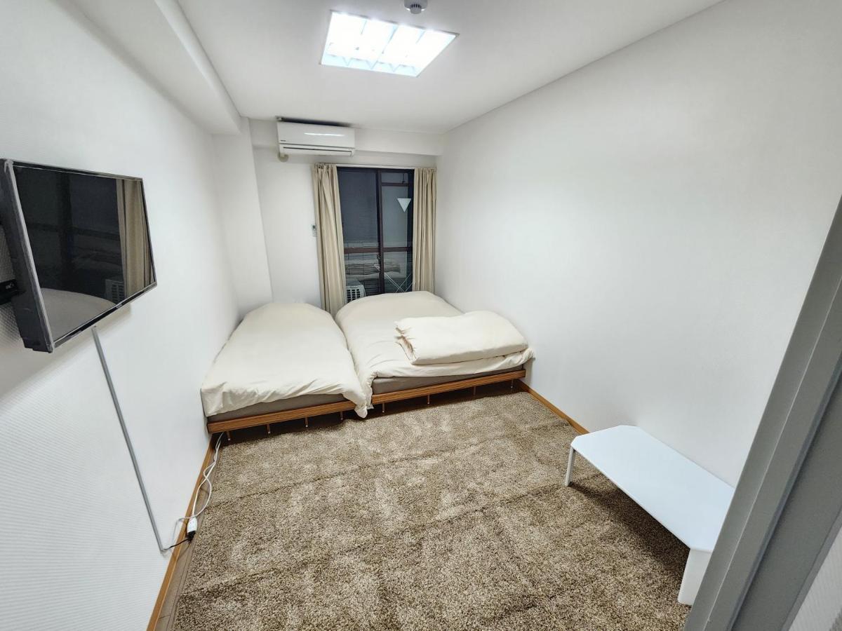 난바역 도보5분 시내중심 Mori Apartment Osaka Buitenkant foto