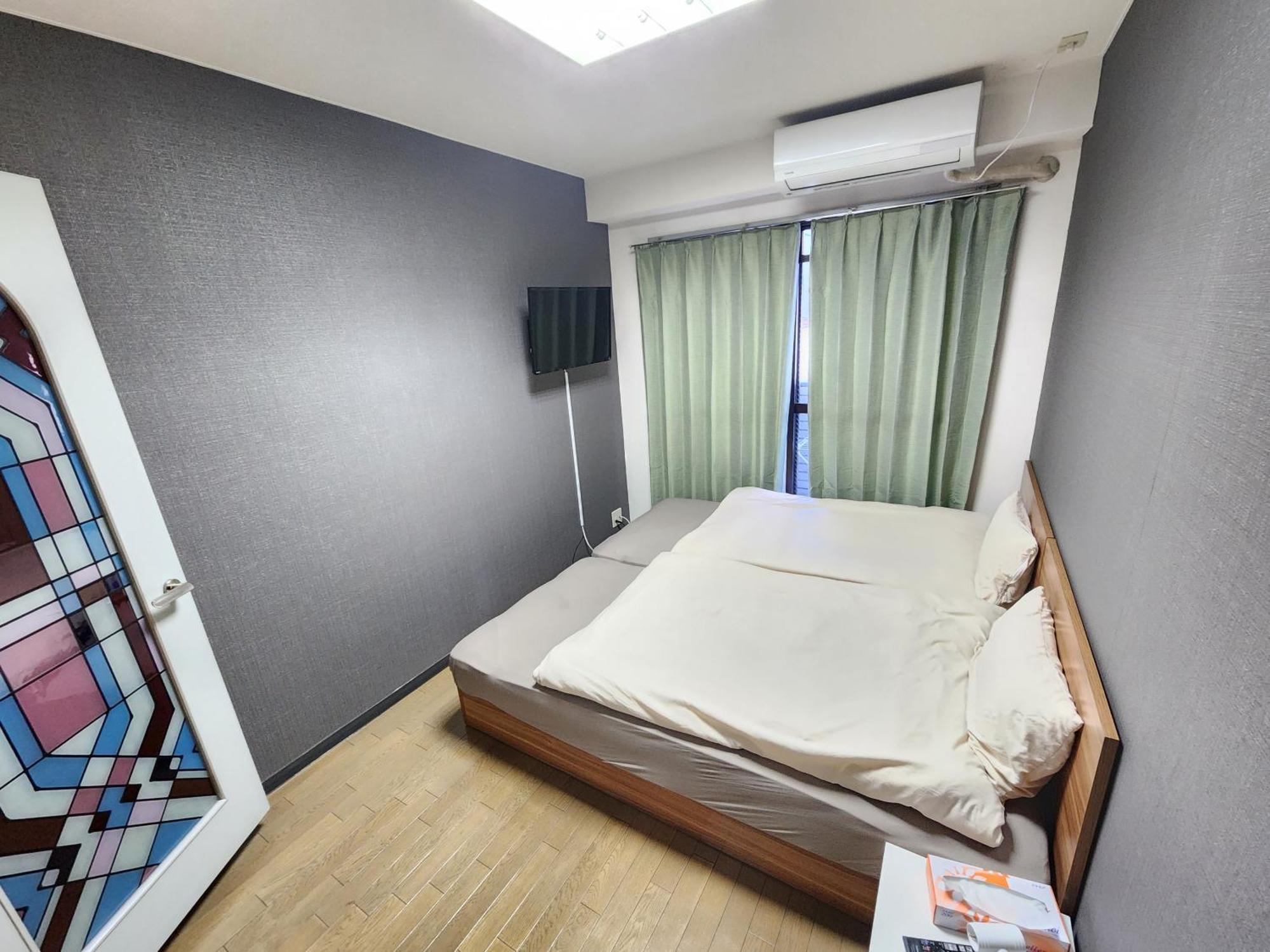난바역 도보5분 시내중심 Mori Apartment Osaka Buitenkant foto